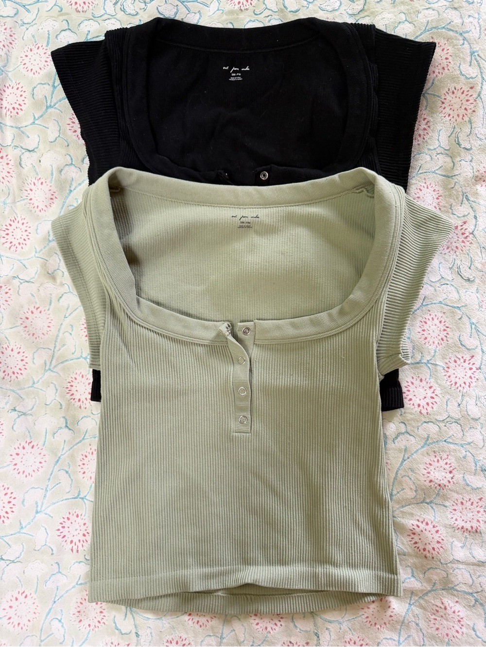 Set of 2 Urban Outfitters Ribbed Henley Crop Tops - Black & Sage